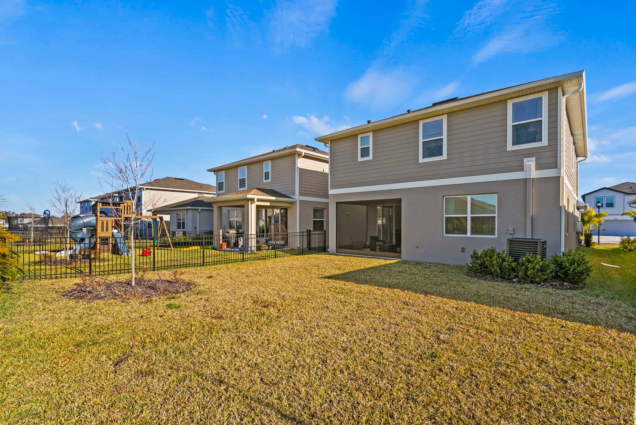 Why wait to build? Upgraded new construction.